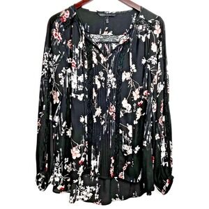 WHBM Black‎ Floral Lace Peasant Blouse Size 4 Tassel Boho Relaxed